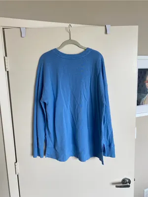 Time and Tru Light Blue Crewneck Sweatshirt thumbnail 4