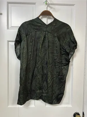 Karlie Olive Green Snake-Print Surplice Short Sleeve Blouse thumbnail 3