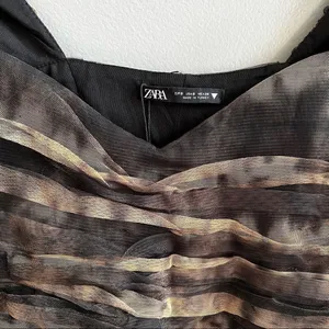 Zara CORSETRY TULLE CROP TOP Black Tan Long Sleeve Mesh Cropped Top Small NWT thumbnail 10