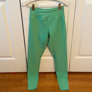 Year of Ours Studio Everyday Leggings in Green thumbnail 2