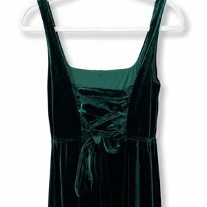 NEW Lulus Graceful Invite Emerald Velvet Square Neck Lace-Up Maxi Dress Medium thumbnail 9