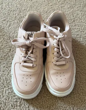 Nike Air Force 1 Women’s thumbnail 1