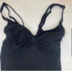 SKIMS NEW!! Sculpting Thong Bodysuit S thumbnail 4