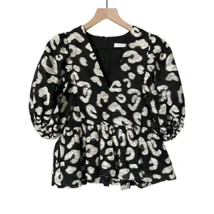 Hunter Bell Leighton Top Cotton Blend Black White Peplum Puff Sleeve V-Neck Sz 8 thumbnail 2