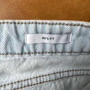 Forever 21 90s Fit Light Wash Distressed Wide Leg Jeans Size 30 Blue‎ Baggy thumbnail 8
