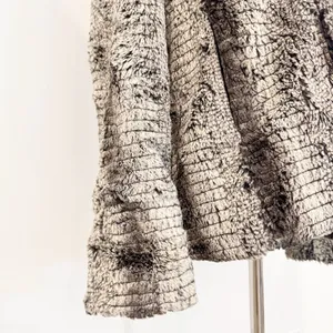 Alice and Olivia Leana Jacket Size XS Faux Fur Shawl Collar Mob‎ Wife Cozy Glam thumbnail 3