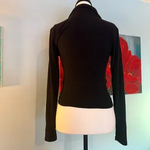 Abercrombie & Fitch Black Ribbed Knit Surplice Crossover Top M Wrap Look thumbnail 4