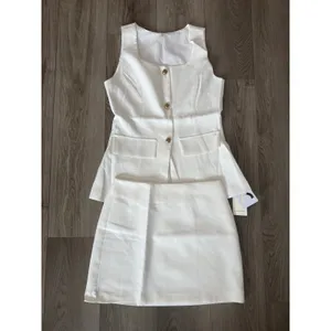 Commense Minimalist Elegant Sleeveless Square Neck Old Money Skirt Set White M thumbnail 2