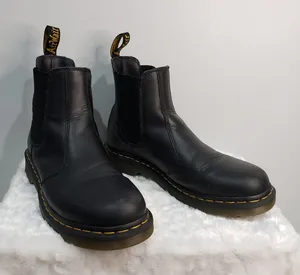Dr Martens Black Chelsea Boots Womens Size 9 thumbnail 1