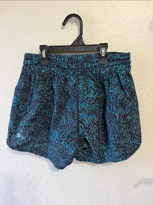 Lululemon shorts Tracker LR Short Animal Print thumbnail 2
