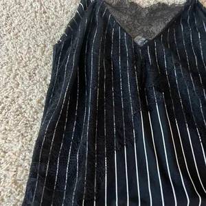 ZARA Black and White Striped lace cami Top never worn thumbnail 3
