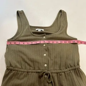 Free Assembly Olive Green Ribbed Button Front Tank Top Size Medium | Peplum Draw thumbnail 4