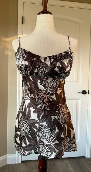 Vintage Y2K Brown White Floral Graphic‎ Mini Dress Empire Waist Ruched Bust thumbnail 1