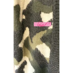 Universal Thread Distressed Camo Cardigan Oversized Olive Camouflage Sweater XS thumbnail 8