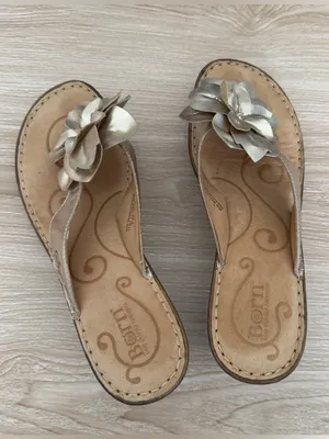 Born 9 Foil Floral Sandal Wedges Resort Vacation Getaway thumbnail 5
