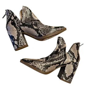 STEVE MADDEN Western Cedar Bootie In Natural Snake Print Size 6 Pointed thumbnail 2