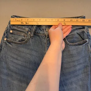 Quince Stretch Bella Stretch Barrel Jeans Atlantic Blue Organic Cotton Size 27 thumbnail 7