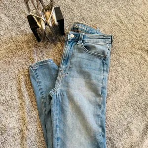 American Eagle Outfitters Light Blue Straight Leg Jeans thumbnail 5