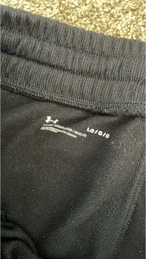 Under Armour sweats  thumbnail 2