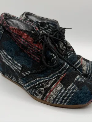 TOMS Woven Ankle Booties Womens 8 Hidden Wedge Southwestern Boho Lace Up thumbnail 1