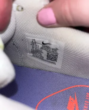 Nike Woman’s  Shoes thumbnail 5