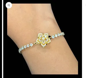 Rotating Spinner Snowflake Bracelet – Crystal Gold thumbnail 4