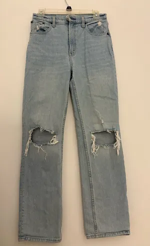 Abercrombie & Fitch Light Wash 90s Straight Ultra High Rise Jeans Size 26 thumbnail 1