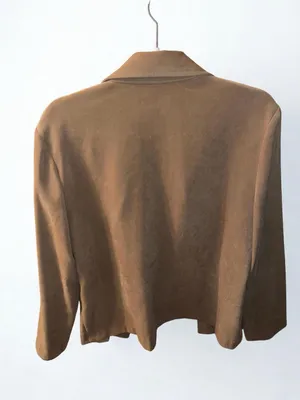 Briggs New York Women's Suede Button-Front Jacket in Camel thumbnail 3