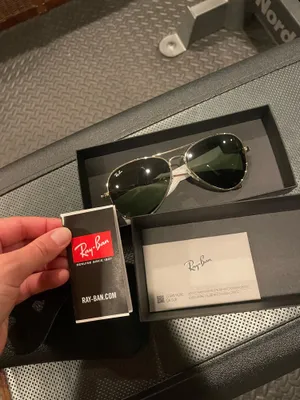 Ray-Ban Aviator Sunglasses thumbnail 6