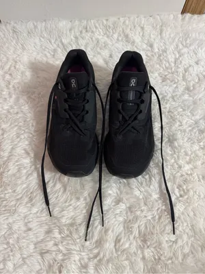 On Running Cloudstratus Black Women's Running Sneakers Size 9 thumbnail 13