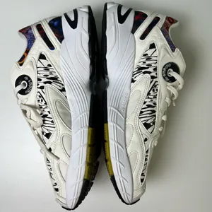 Adidas Astir Butterfly Athletic Sneakers Black White 9.5 thumbnail 7