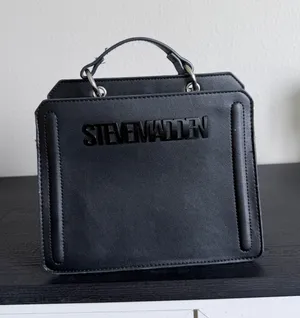 Steve Madden purse thumbnail 1
