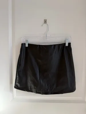 Windsor Black Faux Leather Skirt thumbnail 4