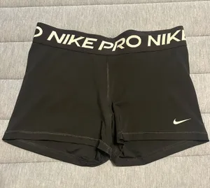 Nike Pro Shorts thumbnail 1