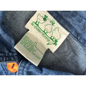 Quaker Factory Vintage Denim Embroidered Dog Shirt Blue Button Down Medium thumbnail 3