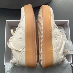 ALO Recovery Mode Sneaker Clay 5.5M/7W thumbnail 3