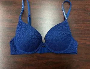 PINK Victoria’s Secret Wear Everywhere Push-Up Bra with Rhinestone Straps 32B thumbnail 1