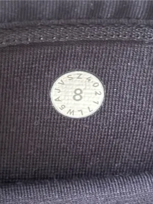 Lululemon Pace Perfect 7/8 Tight 25" in Midnight Navy thumbnail 5