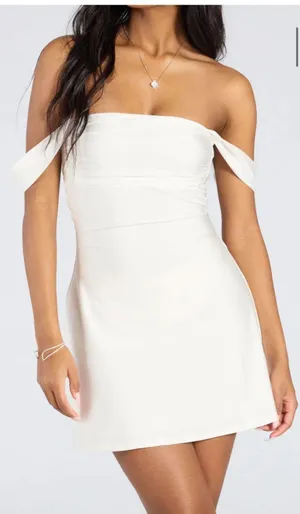Butter yellow Windsor dress thumbnail 1