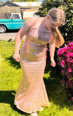 Prom Dress thumbnail 5
