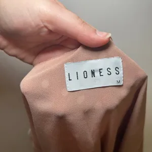 Lioness Polka Dot Ruffle Mini Wrap Dress Mauve Brown Size Medium boho classic thumbnail 5
