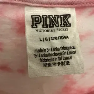Pink‎ by Victoria secret Tie Dye Crop top shirt Size large thumbnail 2