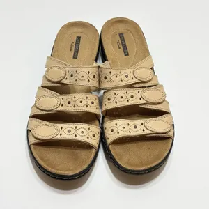 Clarks Leisa Cacti Q Women's Size 8N Sandals Leather Beige Slide thumbnail 7