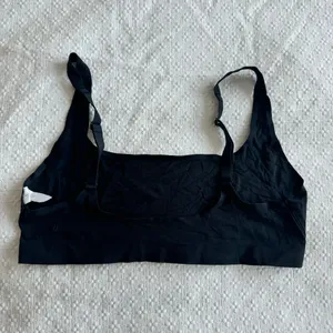 Lululemon Wundermost Ultra-Soft Nulu Scoop-Neck Bralette A-D Cups in Black | Size 8 thumbnail 3