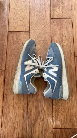 Brand new new balance shoes thumbnail 2