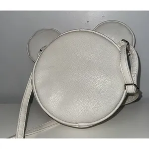 Disney Parks Minnie Mouse Shaped Crossbody Purse Bag White Daisies Pink Bow thumbnail 4