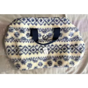 Victorias Secret Pink Sherpa Weekender Duffle‎ Fairisle Blue Nwt thumbnail 2