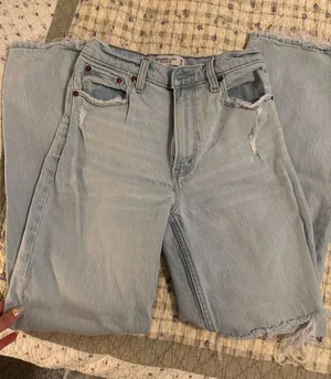 Abercrombie Jeans High-Rise thumbnail 1