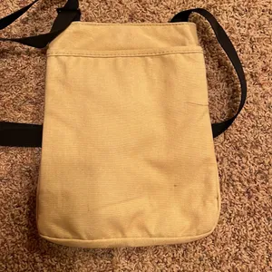Kavu cross shoulder bag cream color thumbnail 6