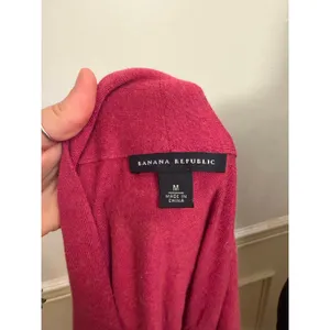 Banana Republic Luxury Blend V-Neck Knit Top Dusty Pink Bow Rouched Accent thumbnail 6